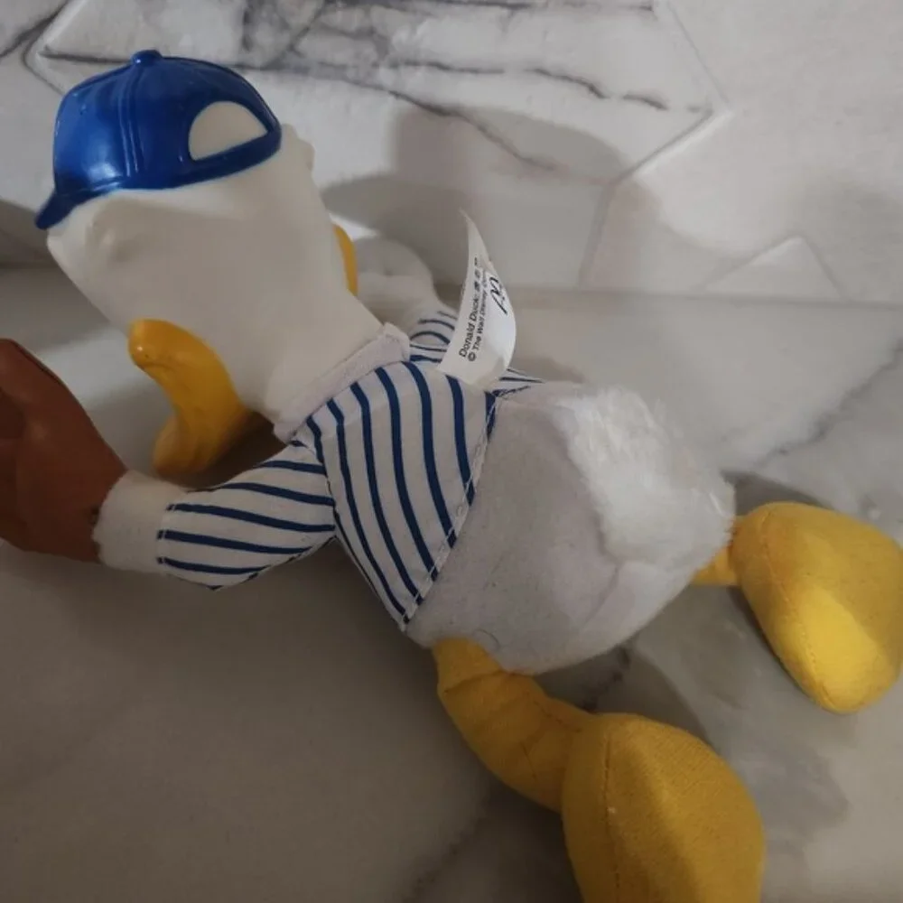 Vintage‎ mcdonalds Disney Donald Duck Baseball Player Plush Toy #3